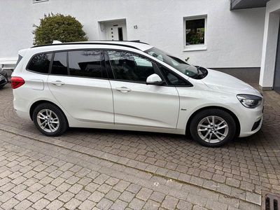 Gebraucht BMW 218 Gran Tourer Sport Line 140 PS (102 kW) 2018 Weiß Van / Kleinbus