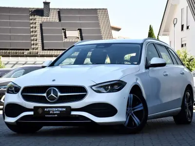 Gebraucht Mercedes C200 Avantgarde 163 PS (119 kW) 2022 Polarweiss Kombi