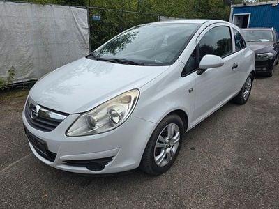 Gebraucht Opel Corsa Selection 69 PS (50 kW) 2010 Weiß Kleinwagen