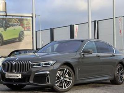 gebraucht BMW 740 d xDrive M Paket Driving+Parking Assist Laser