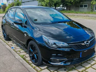 Gebraucht Opel Astra 131 PS (96 kW) 2020 Schwarz Limousine