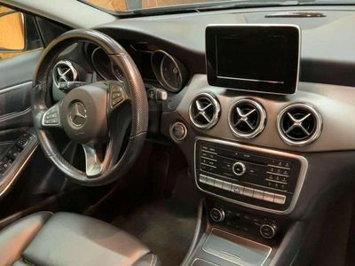 Gebraucht Mercedes GLA200 Urban 136 PS (100 kW) 2018 Schwarz SUV