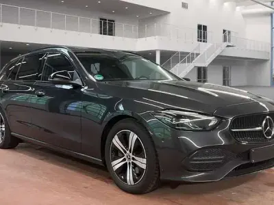 Gebraucht Mercedes C220 Night 220 PS (161 kW) 2023 Grau Kombi