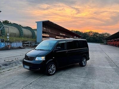 Usata VW Caravelle 131 CV (96 kW) 2007 Nero Furgone