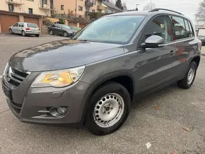 Gebraucht VW Tiguan Freestyle 150 PS (110 kW) 2011 Pepper grey metallic SUV
