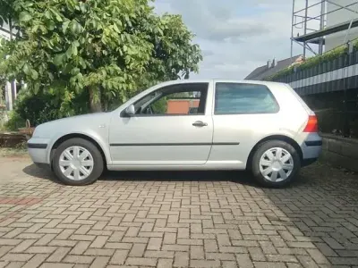 Gebraucht VW Golf III 75 PS (55 kW) 1999 Silber Limousine