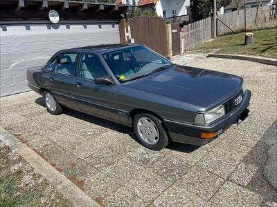 Usado Audi 200 165 HP (121 kW) 1990 Cinzento Sedan
