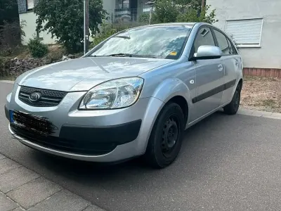 Gebraucht Kia Rio EX 97 PS (71 kW) 2006 Grau Kleinwagen
