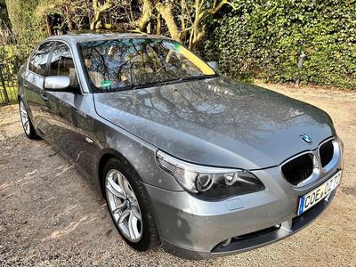 Usata BMW 530 Performance 231 CV (169 kW) 2003 Argento Berlina