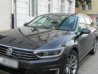 Gebraucht VW Passat GTE 218 PS (160 kW) 2018 Grau Kombi