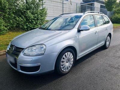 Gebraucht VW Golf VI 104 PS (76 kW) 2010 Silber Kleinwagen