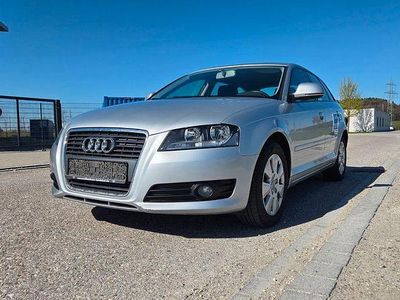 Gebraucht Audi A3 Attraction 125 PS (91 kW) 2010 Silber Kleinwagen