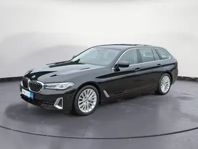 Gebraucht BMW 530 Luxury Line 286 PS (210 kW) 2021 Schwarz uni Kombi