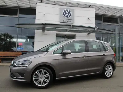 Gebraucht VW Golf VII Highline 125 PS (91 kW) 2014 Grau Limousine