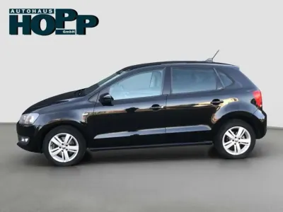 Gebraucht VW Polo Life 105 PS (77 kW) 2014 Deep black pearlescent Kleinwagen