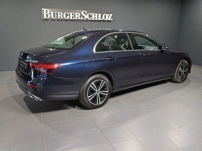 Nautikblau Gebraucht 2022 Mercedes E220 Avantgarde Limousine | 35.490 € (Guter Preis)