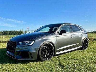 Grau Gebraucht 2018 Audi RS3 Sport Limousine | 43.990 € (Fairer Preis)