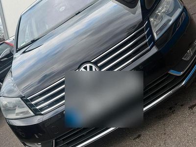 Gebraucht VW Passat 2011 Schwarz Limousine