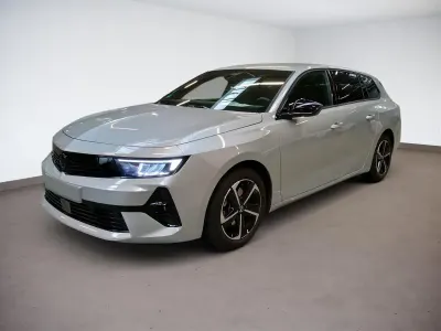Używany Opel Astra 131 KM (96 kW) 2024 Hatchback