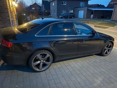 Schwarz Gebraucht 2011 Audi A4 Ambiente Limousine | 7.990 € (Fairer Preis)