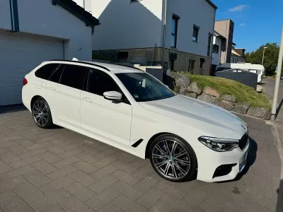 Gebraucht BMW 530 M Sport 265 PS (194 kW) 2020 Weiß Kombi