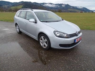 Gebraucht VW Golf VI Comfortline 122 PS (89 kW) 2011 Silber Kleinwagen