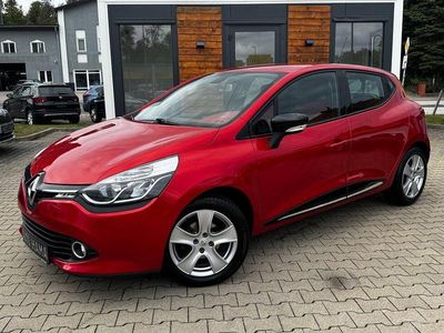 Gebraucht Renault Clio IV Luxe 90 PS (66 kW) 2012 Rot Limousine