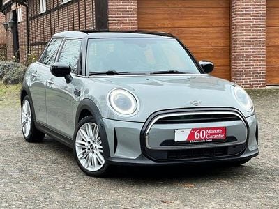 Grau Gebraucht 2021 Mini Cooper Classic Kleinwagen | 18.499 € (Fairer Preis)