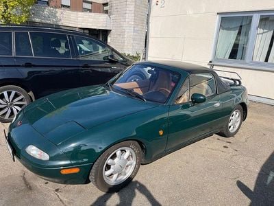 Second-hand Mazda MX5 116 CP (85 kW) 1991 Verde Cabrio