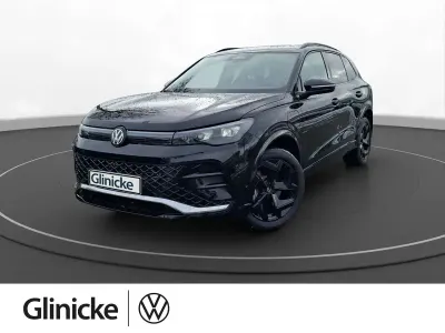 Neu VW Tiguan R-line 204 PS (150 kW) 2026 Grenadillschwarz metallic SUV