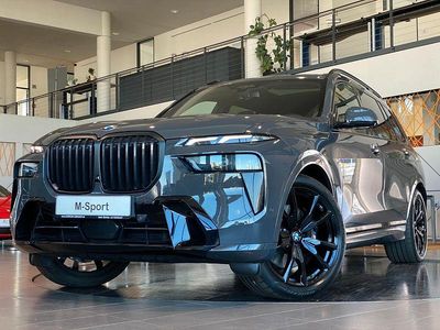 Second-hand BMW X7 M Sport 340 CP (250 kW) 2023 Gri SUV