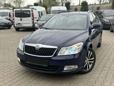 gebraucht Skoda Octavia Combi 2.0 TDI DPF Elegance