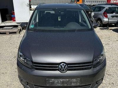 VW Touran Cross