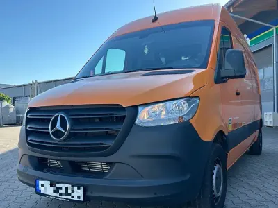 Gebraucht Mercedes Sprinter 114 PS (83 kW) 2019 Orange Van