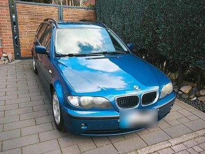 Gebraucht BMW 320 150 PS (110 kW) 2002 Blau Kombi