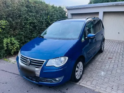 Gebraucht VW Touran 140 PS (102 kW) 2009 Blau Van / Kleinbus