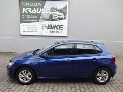 Gebraucht VW Polo Comfortline 95 PS (69 kW) 2019 Reef blue metallic Kleinwagen