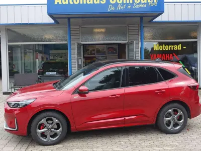 Gebraucht Ford Kuga ST-Line X 186 PS (136 kW) 2024 Lucid rot SUV