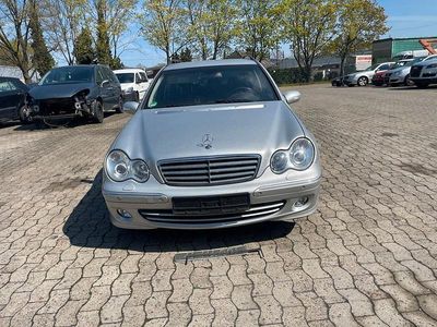 Usata Mercedes C270 Elegance 170 CV (125 kW) 2004 Argento Berlina
