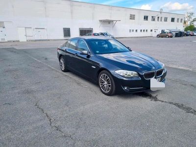 BMW 523