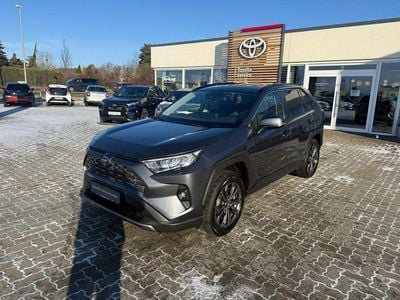 Grau Gebraucht 2024 Toyota RAV4 Hybrid Team SUV | 41.950 € (Fairer Preis)