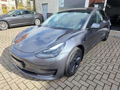 Gebraucht Tesla Model 3 RWD 239 kW (325 PS) 2022 Weiß Limousine