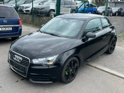 Brugt Audi A1 Ambition 90 HK (66 kW) 2012 Sort Hatchback