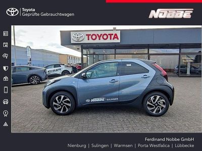 Gebraucht Toyota Aygo X Team 72 PS (52 kW) 2024 Grau SUV