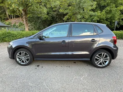 Gebraucht VW Polo LOUNGE 90 PS (66 kW) 2015 Grau Kleinwagen