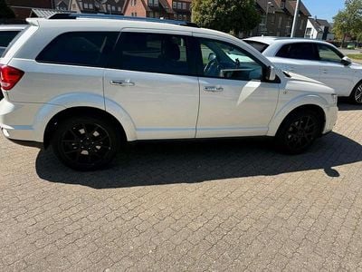 Used Fiat Freemont 170 HP (125 kW) 2012 White SUV