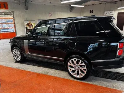 Gebraucht Land Rover Range Rover Autobiography 525 PS (386 kW) 2021 Schwarz SUV