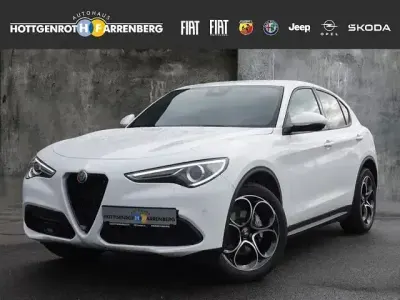 Gebraucht Alfa Romeo Stelvio Sprint 280 PS (205 kW) 2022 Weiß SUV