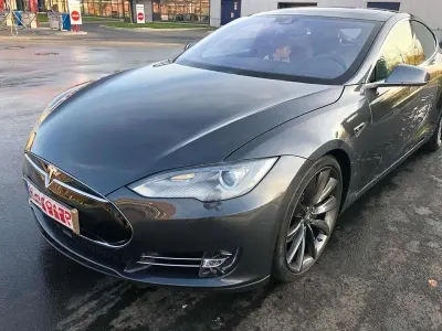 Gebraucht Tesla Model S 311 kW (423 PS) 2016 Grau Kleinwagen