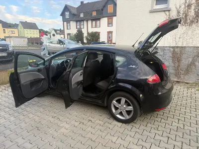 Gebraucht Seat Leon 102 PS (75 kW) 2008 Schwarz Kleinwagen